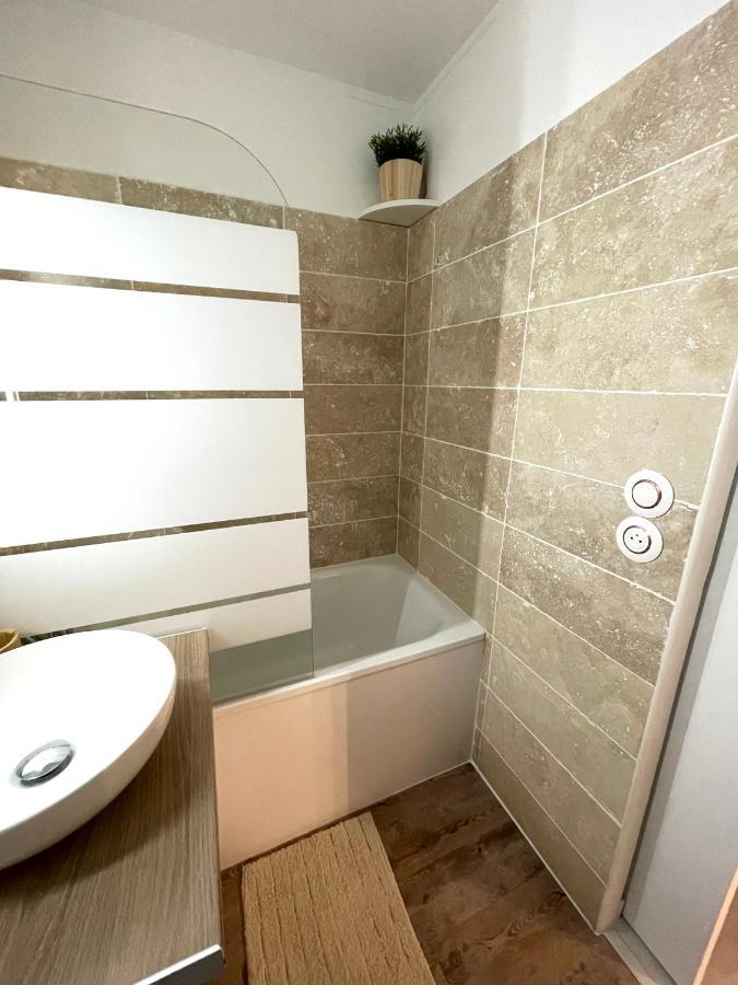 Appart Cosy 4 Personnes, A 400M De La Plage Bormes-les-Mimosas Ngoại thất bức ảnh